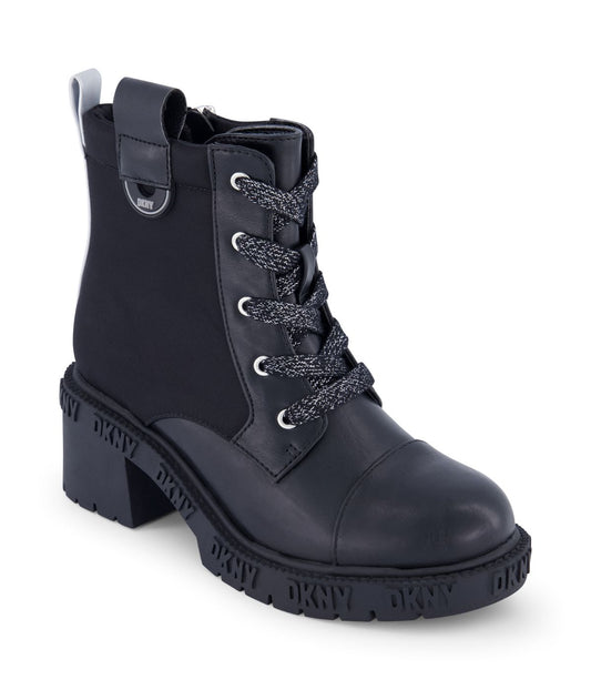Ankle Boot On The Oversized Block Heel Outsole Black
