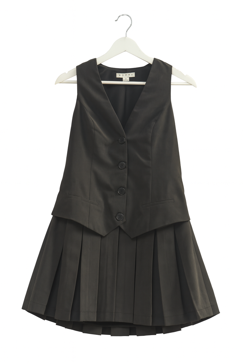  Forever 21 Vested Pleat-Skirt Mini Dress - auburn - Bonton