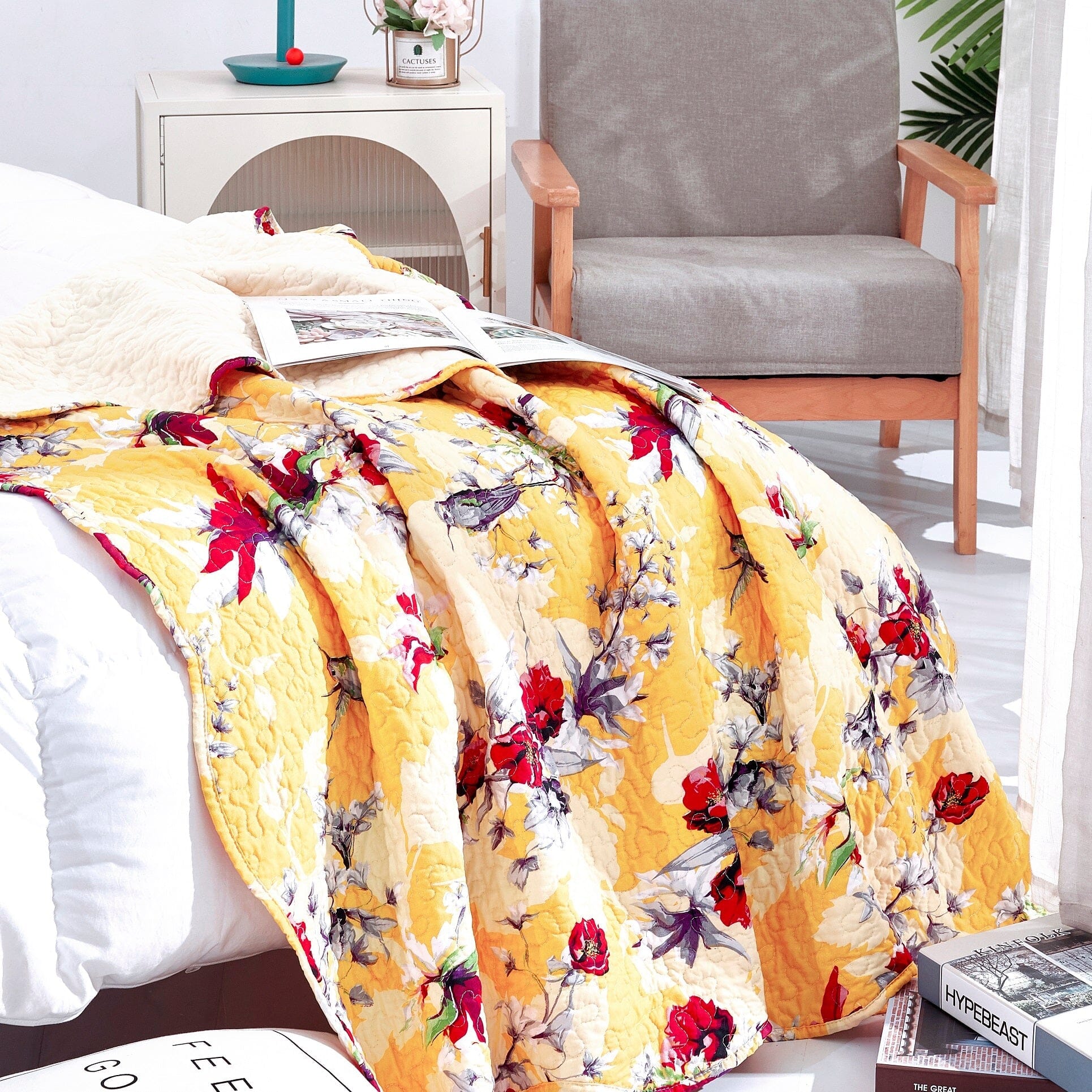  DaDa Bedding Collection DaDa Bedding Yellow Floral Quilted Throw Blanket - Hummingbirds Farmhouse Red Flowers for Couch, Sofa or Bed- Scalloped Edges - 50 x 60 by DaDa Bedding Collection - Default Title - Bonton