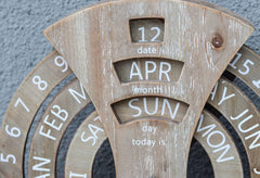 Circular Wood Rustic Perpetual Calendar