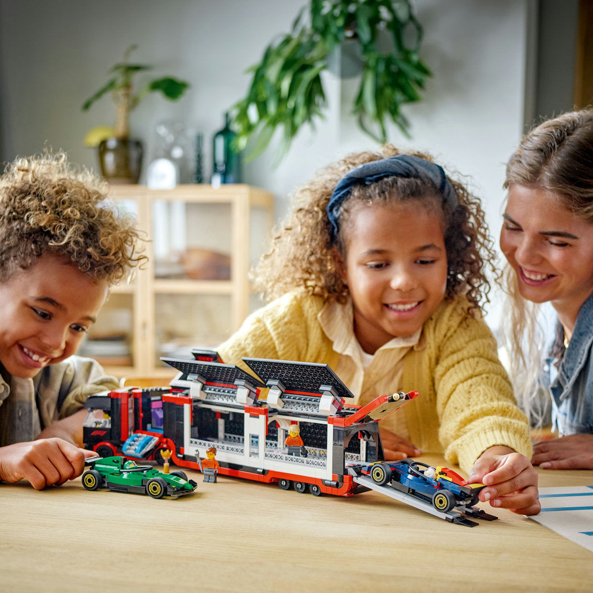  LEGO LEGO® City F1® Truck With RB20 & AMR24 F1® Cars Toy Racing Transporter Set - LEGO City - Bonton
