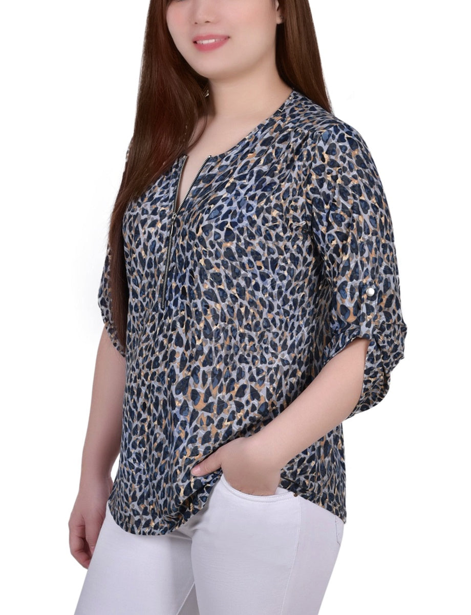  NY Collection 3/4 Roll Tab Zip Front Jacquard Knit Top - Red Sakadotduo - Bonton