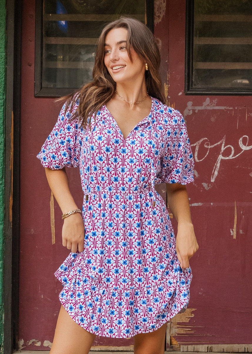  Cabana Life Concord Flowy Cinch Waist Dress - XS - Bonton