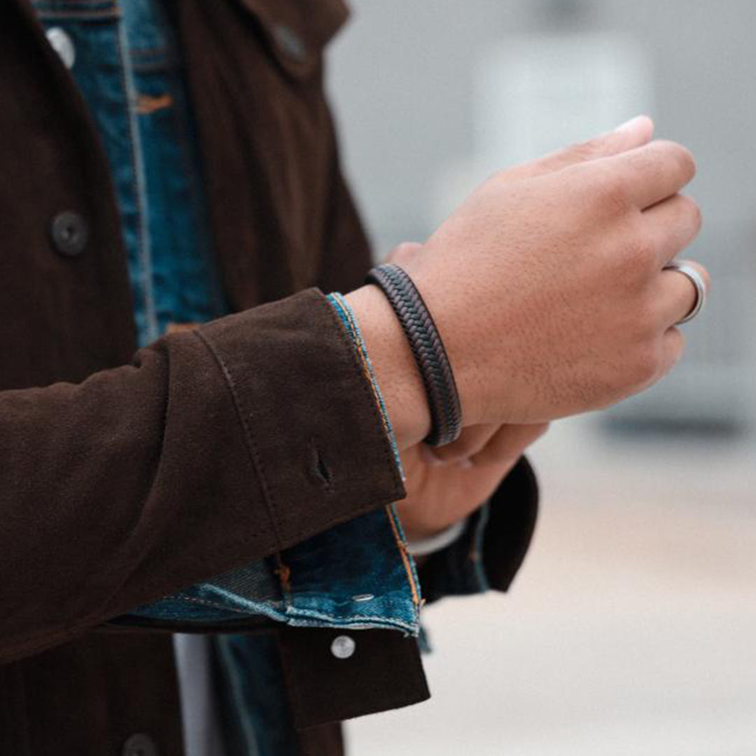  Gernie NYC Men's Genuine Braided Leather Berkeley Bracelet - Espresso & Black - Bonton