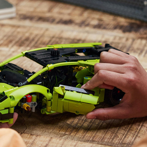 LEGO® Technic™ Lamborghini Huracán Tecnica 42161 Building Toy Set 806 Pieces