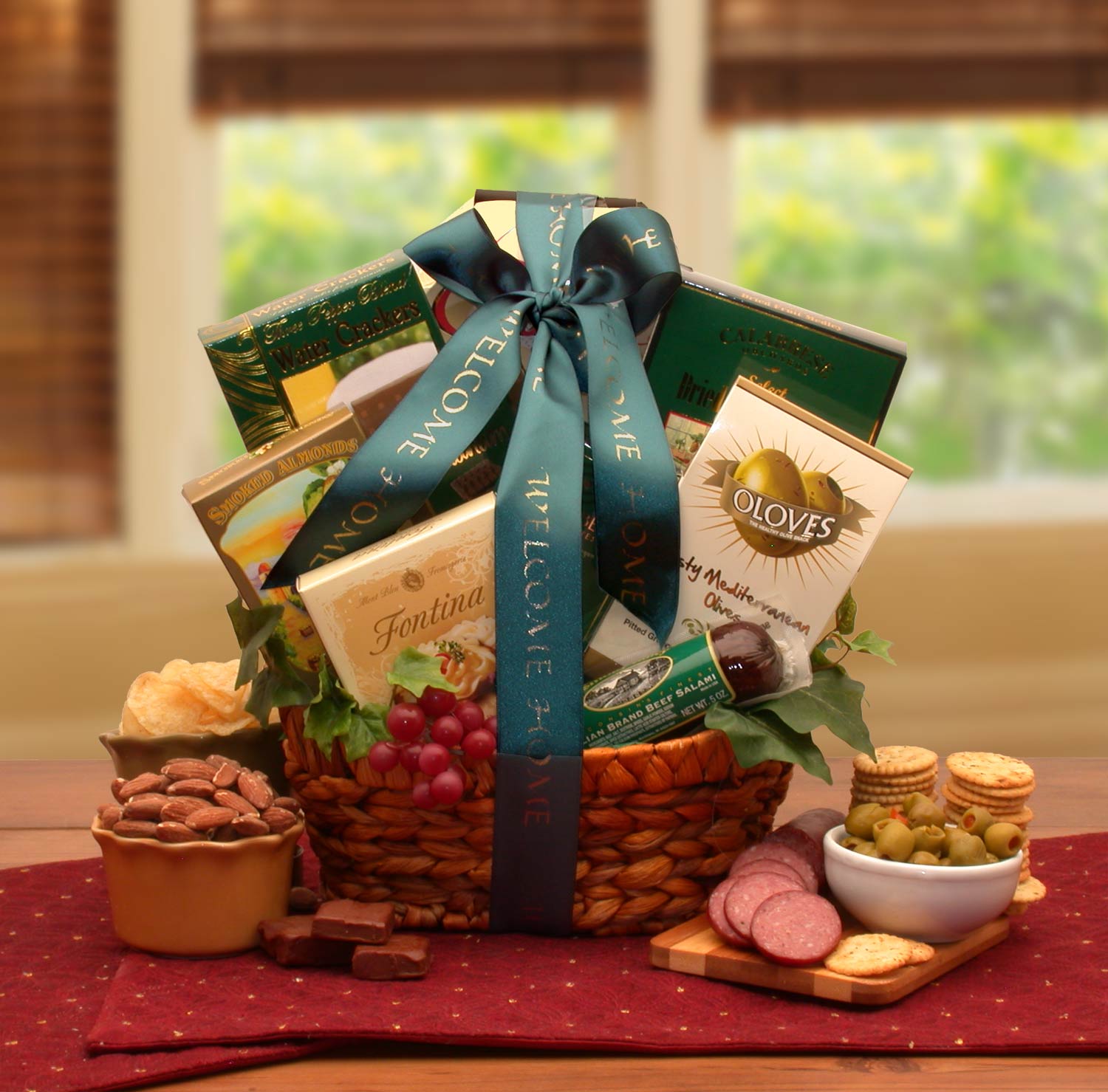  GBDS Classic Favorites Gift Basket - gourmet gift basket - Multi - Bonton