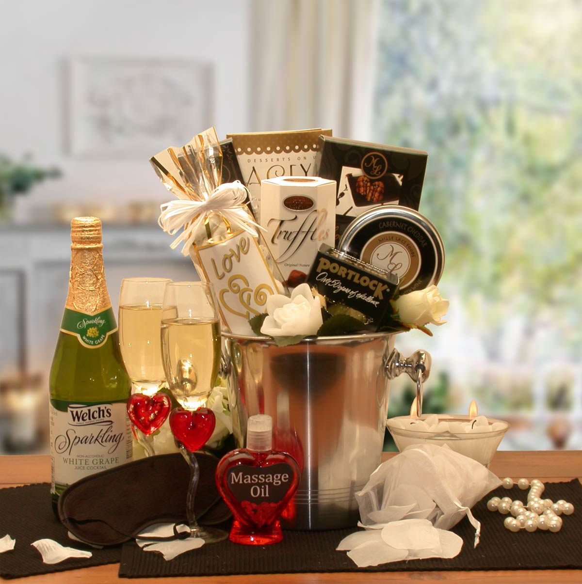  GBDS Deluxe Romantic Evening For Two Gift Basket - Wedding Gift Basket - honeymoon gift set - Multi - Bonton