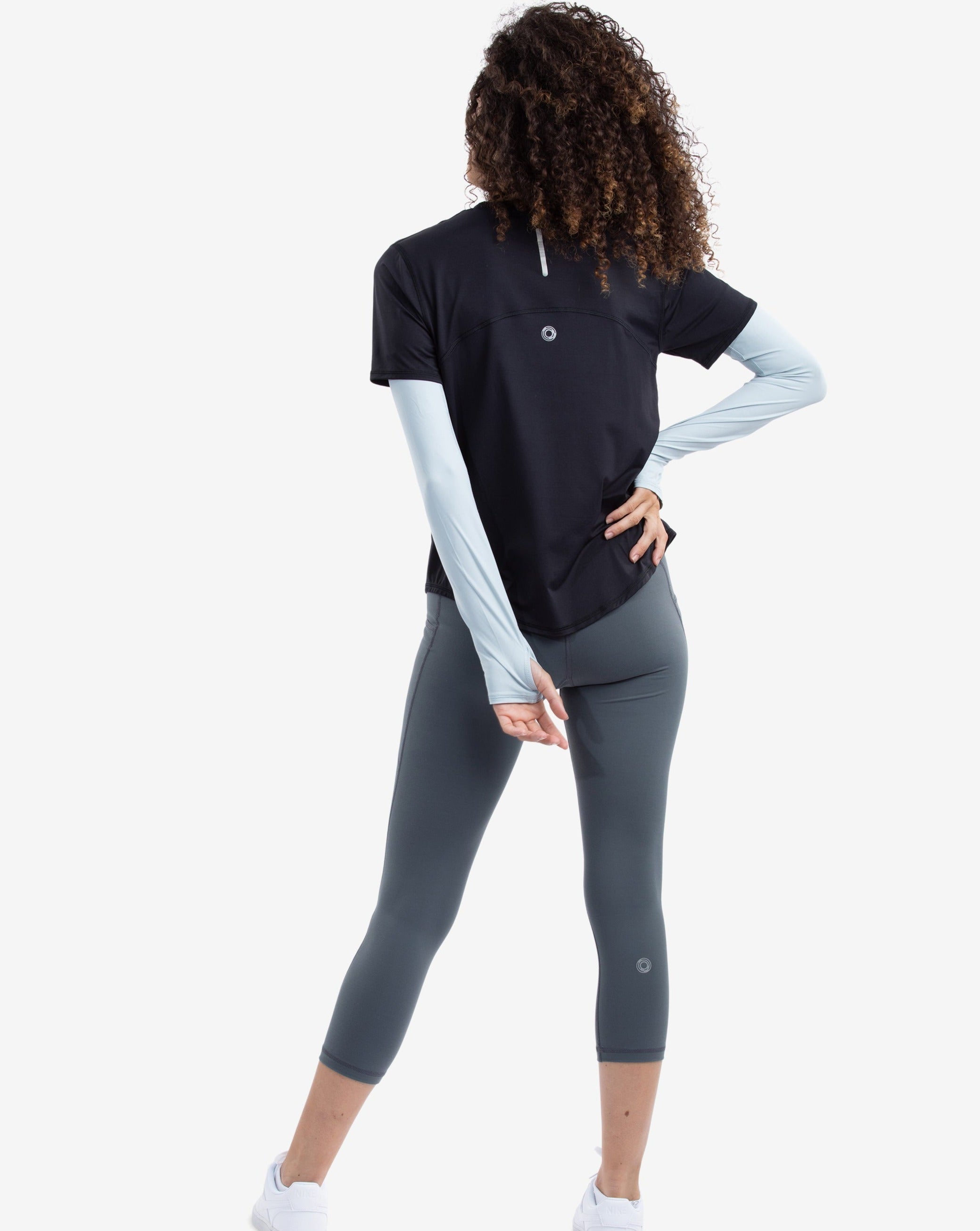  BloqUV WOMEN'S RELAXED SHORT SLEEVE CREW (1101) - Black - Bonton