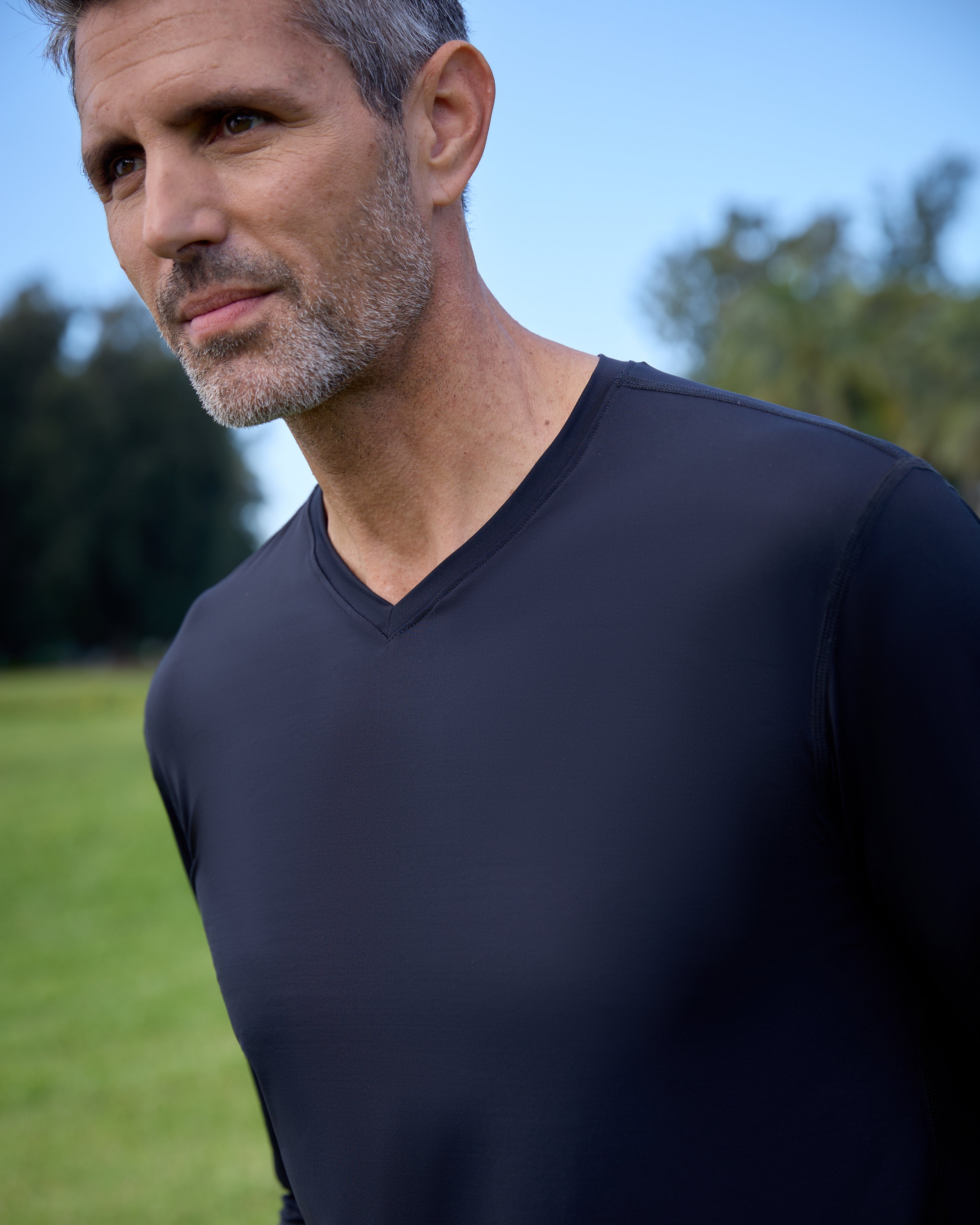  BloqUV MEN'S PERFORMANCE V-NECK (12003) - Black - Bonton