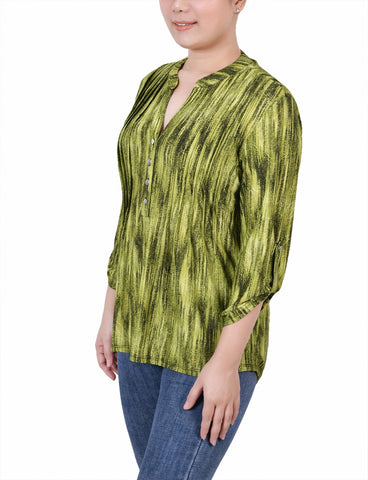 3/4 Roll Tab Sleeve Y Neck Top