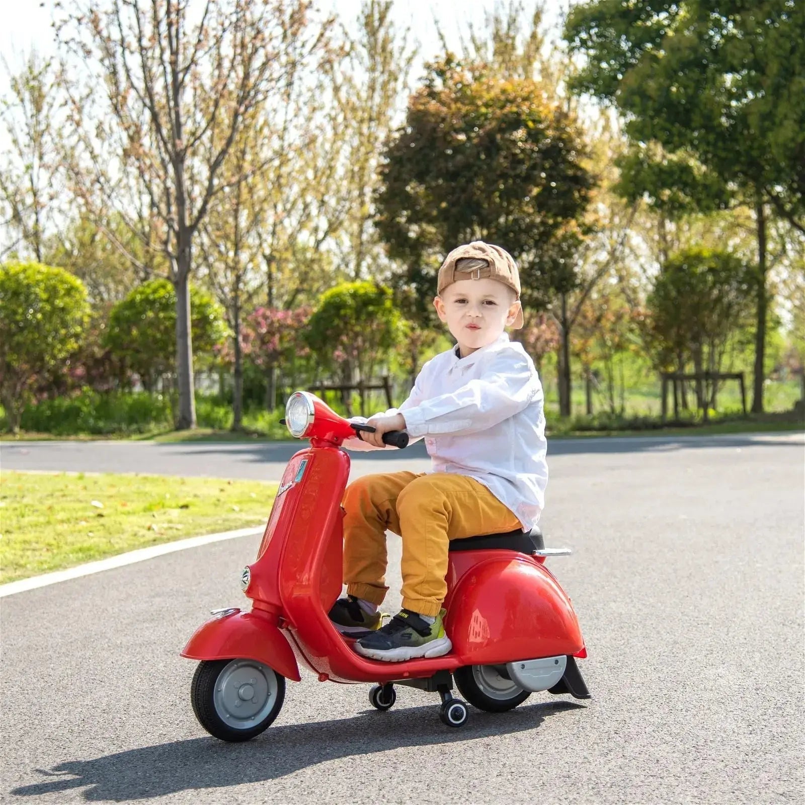  Freddo 12V Kids' Vespa Electric Ride-on Scooter - RED - Bonton