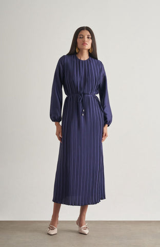 Mizalle Maxi Dress