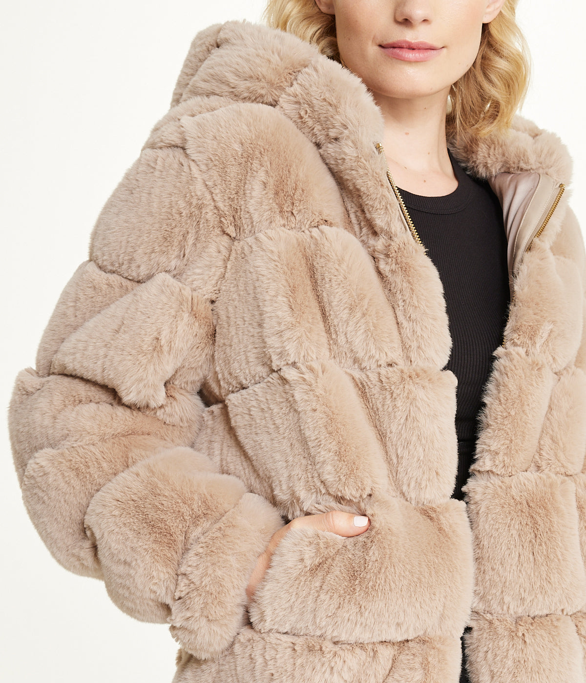  BCBG Short Faux Fur With Hood Mink - Mink - Bonton