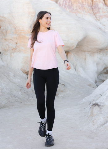 WOMEN'S RELAXED SHORT SLEEVE CREW (1101)