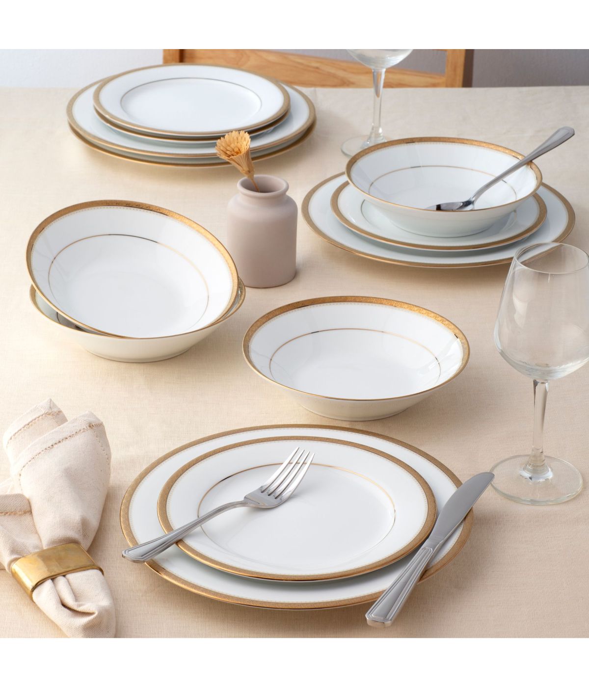  Noritake Charlotta Gold 12 Piece Set, Service for 4 - White - Bonton