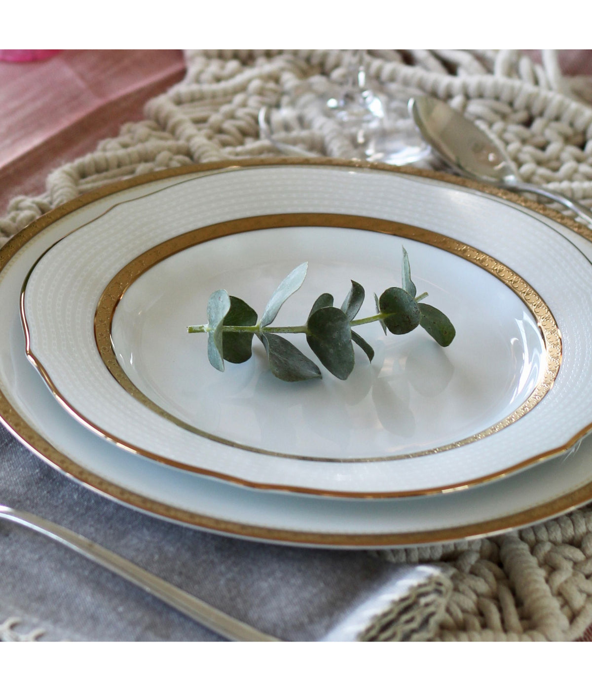  Noritake Charlotta Gold Set of 4 Scalloped Accent Plates - White - Bonton