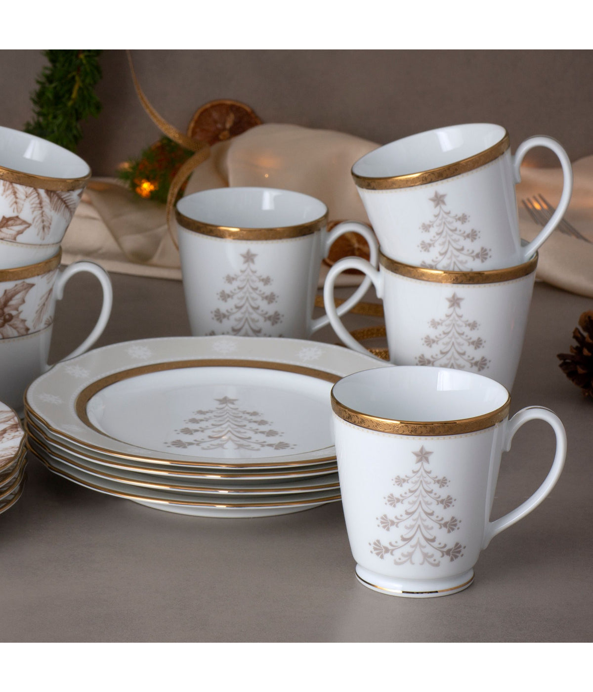  Noritake Charlotta Gold Set of 4 Holiday Tree Mugs - White - Bonton