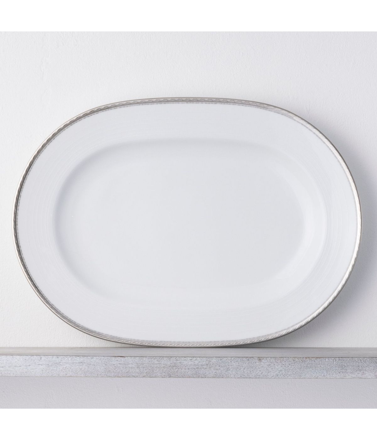  Noritake Whiteridge Platinum Oval Platter - White - Bonton