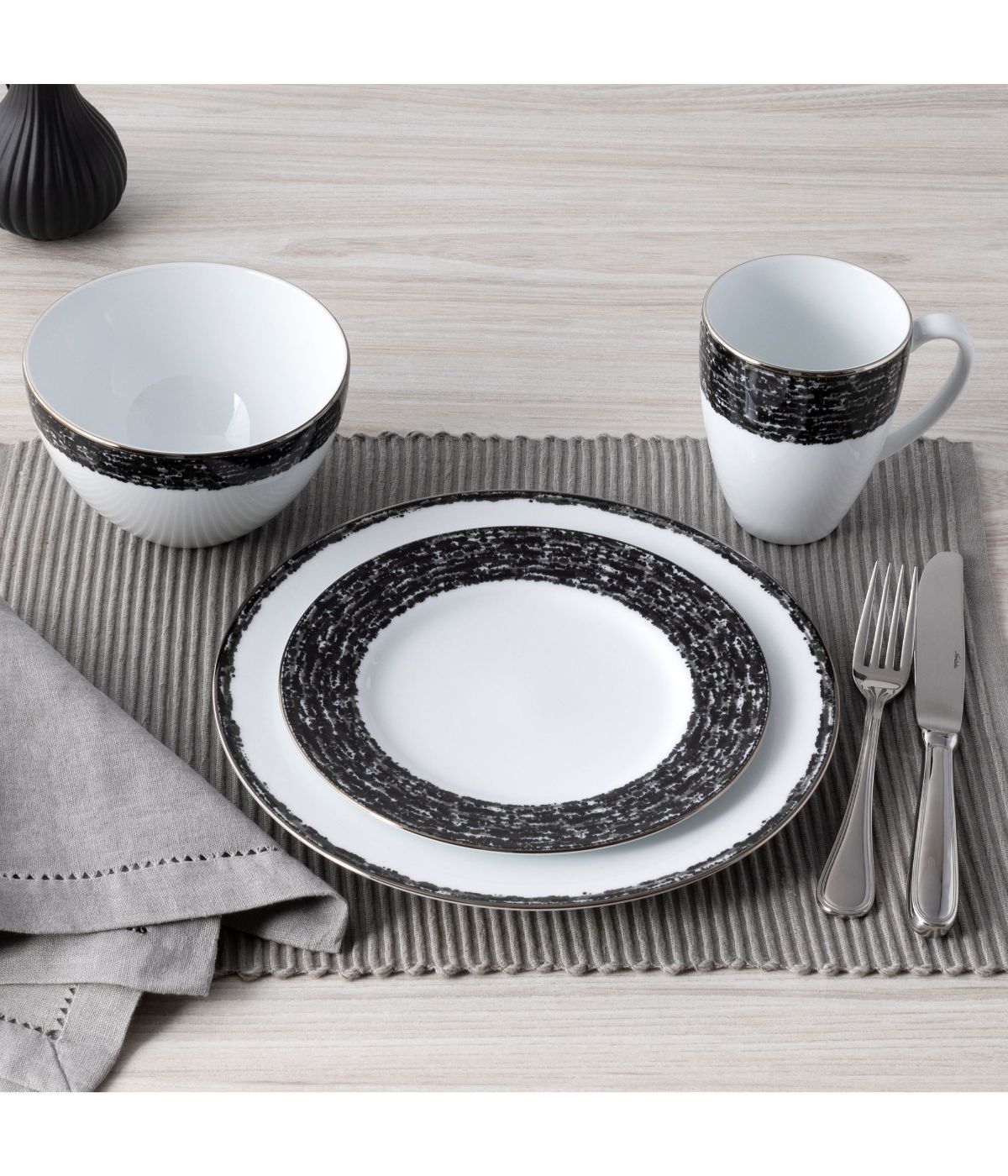  Noritake Rill 4 Piece Place Setting - Black - Bonton