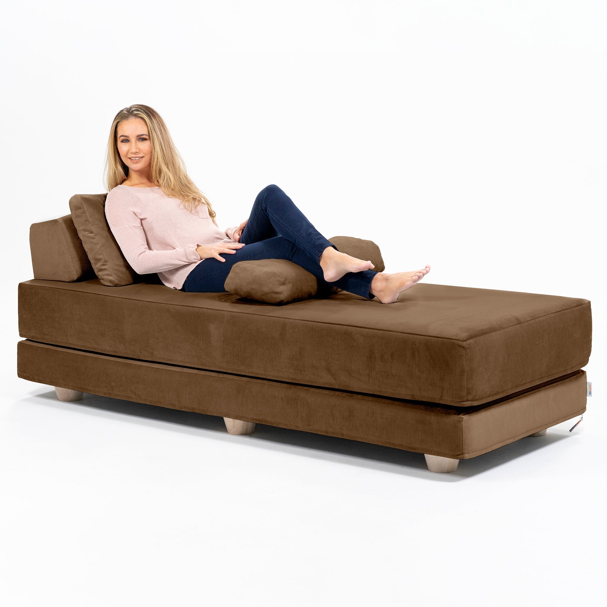  Jaxx Balshan Chaise Lounge Daybed - Toffee - Bonton