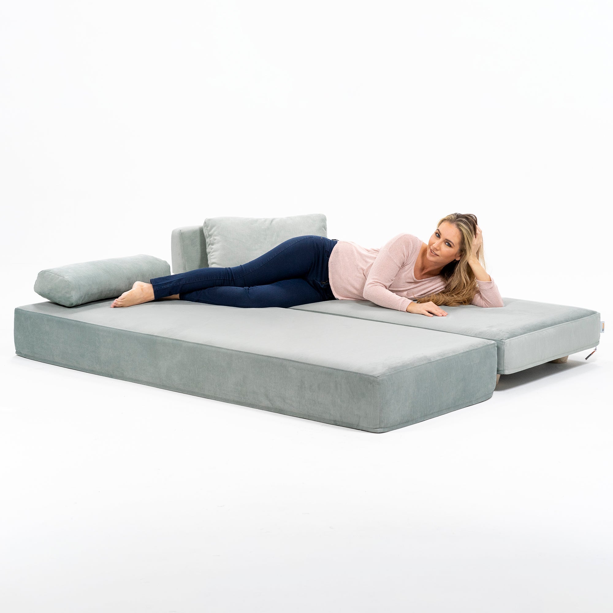  Jaxx Balshan Chaise Lounge Daybed - Ice - Bonton