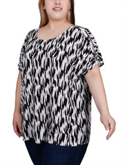 Plus Size Short Sleeve Extended Sleeve Tunic Top