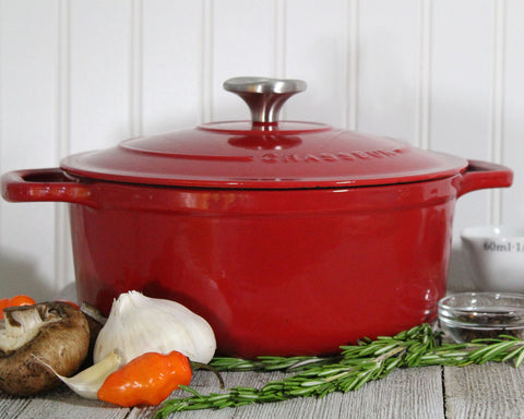Chasseur 3.25-Quart Caviar-Grey or Red Enameled Cast Iron Round Dutch Oven (CI_3722)