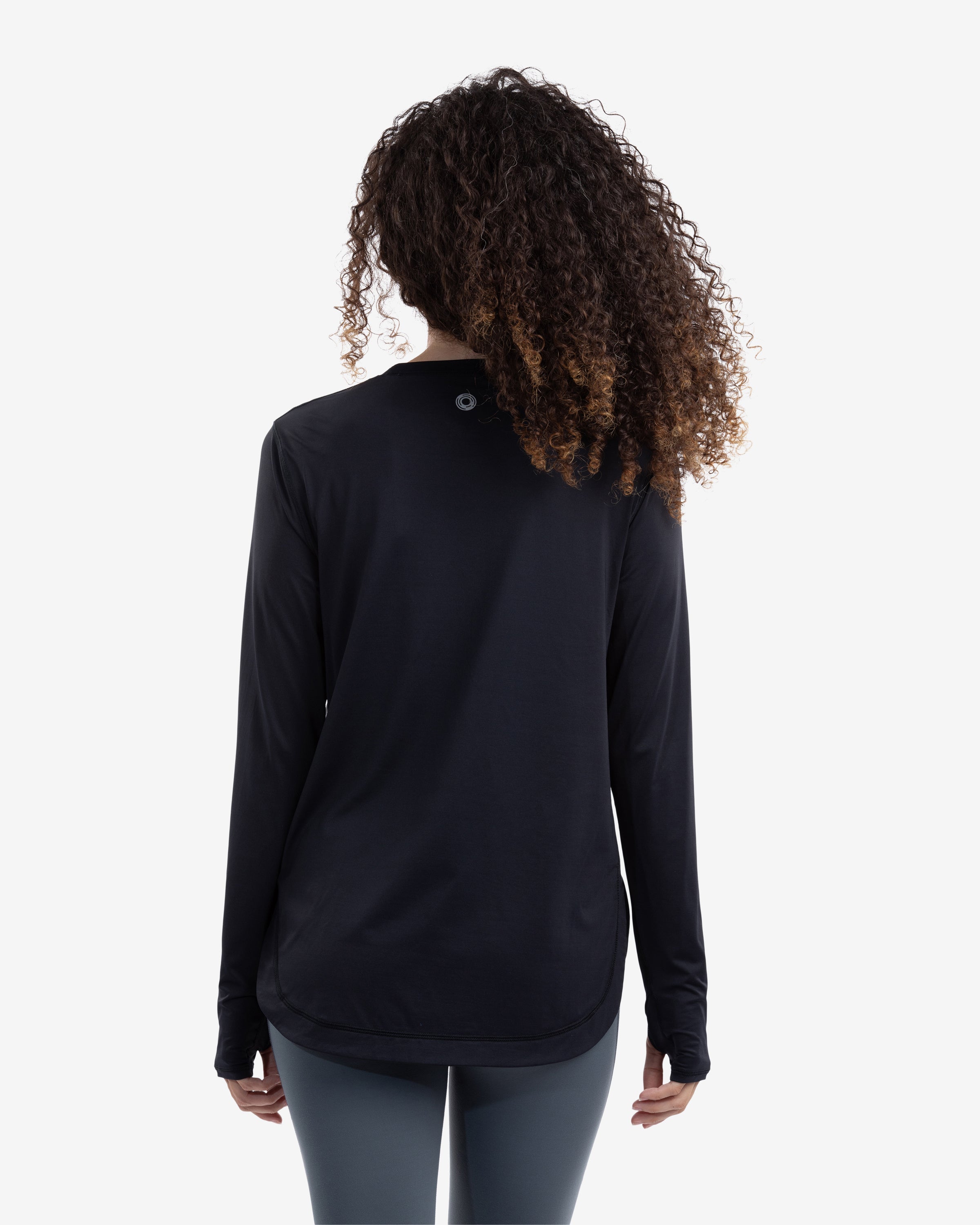  BloqUV WOMEN'S RELAXED SCALLOP TOP (2015) - Black - Bonton