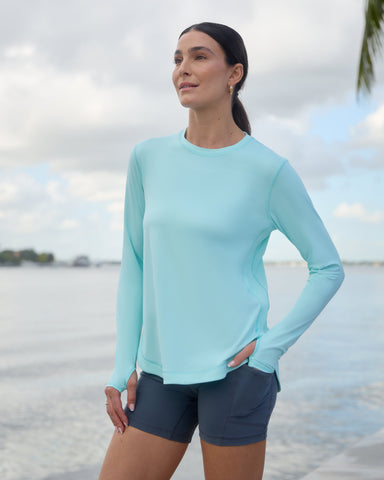 WOMEN'S RELAXED SCALLOP TOP (2015)