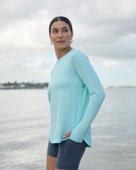 WOMEN'S RELAXED SCALLOP TOP (2015)