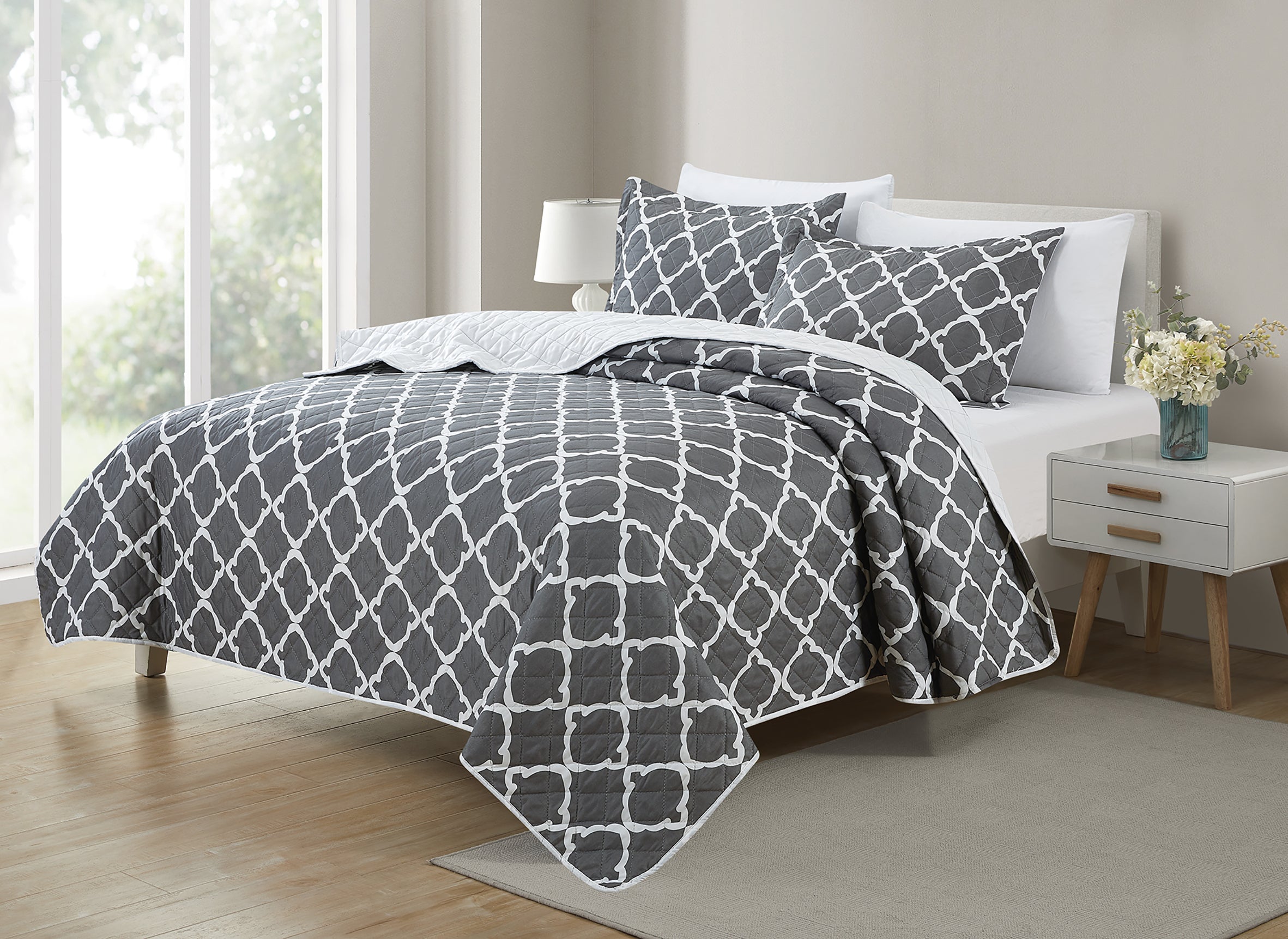  Bibb Home Bibb Home 3 Piece Printed Reversible Quilt Set - Full/Queen - Bonton