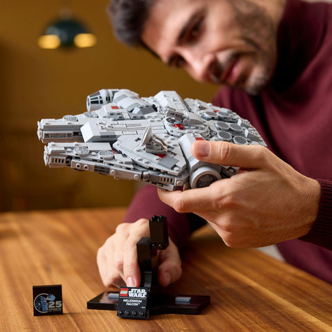 LEGO® Star Wars™ Millennium Falcon™ Set 75375