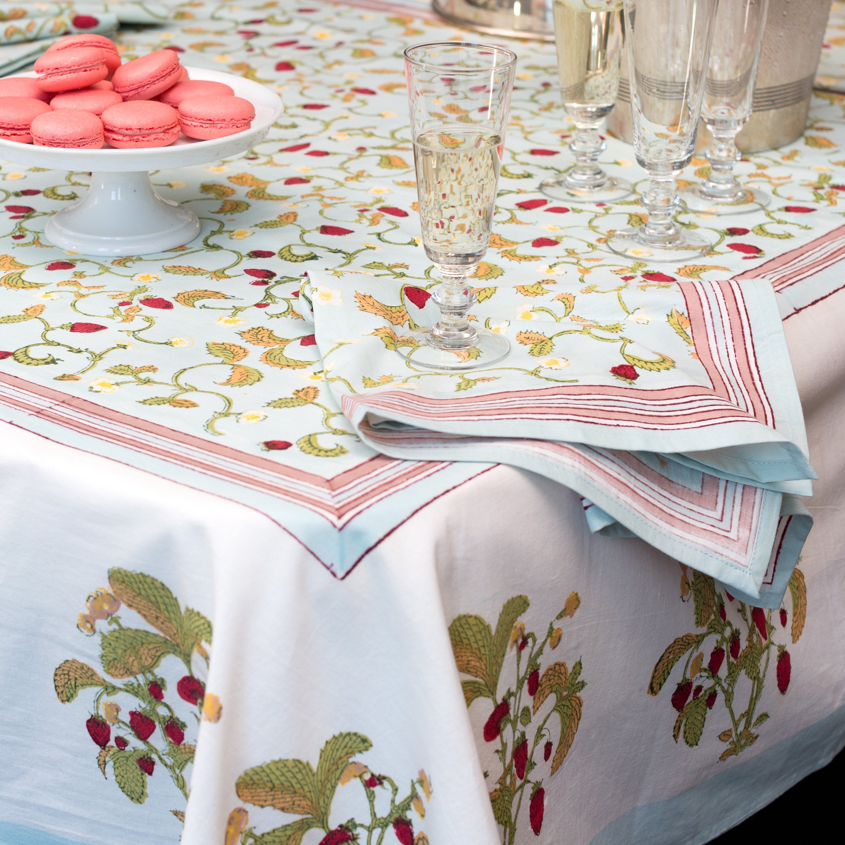  Couleur Nature Strawberry Blue Napkins Set of 6 - Blue - Bonton