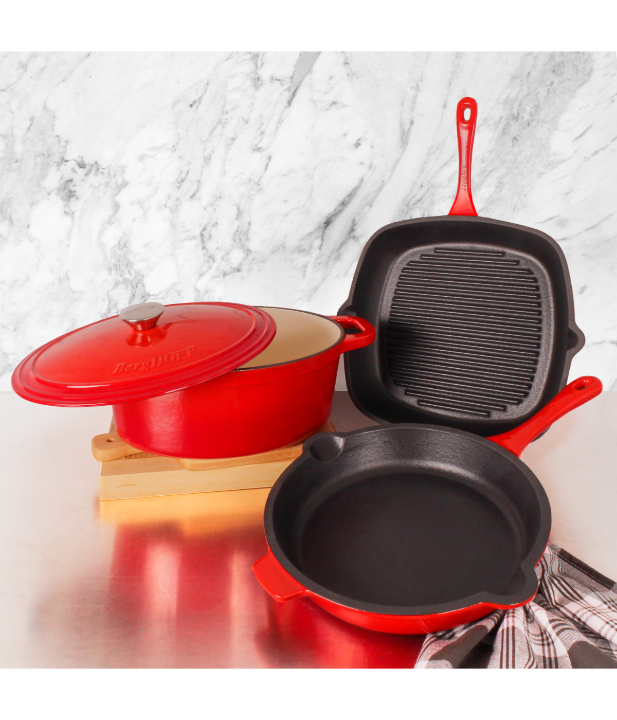  BergHOFF Neo Cast Iron 4 Piece Set with Fry Pan, Grill Pan & Covered Dutch Oven - Red - Bonton