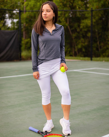WOMEN'S CAPRI SKORT (6002)
