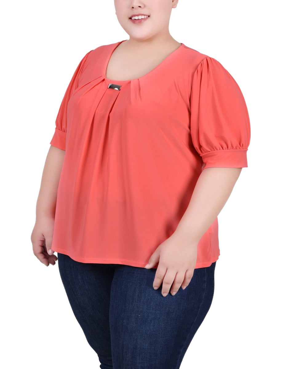  NY Collection Plus Size Short Sleeve Balloon Sleeve Top With Hardware - Bittersweet - Bonton