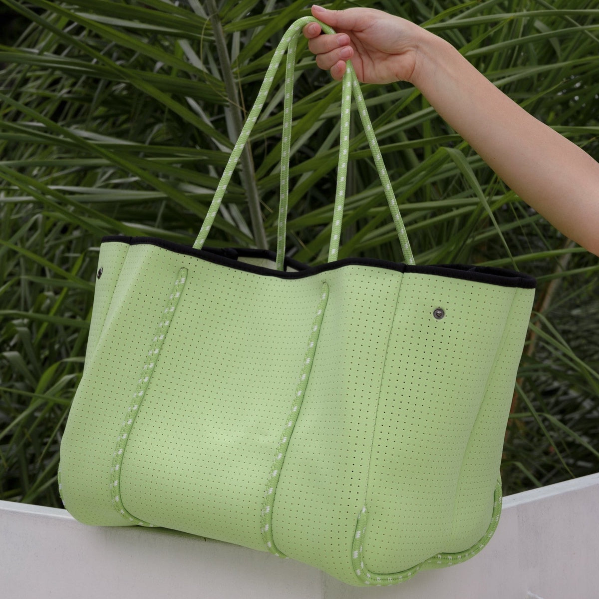  Pop Ups Brand Everyday Tote Neon Green - Default Title - Bonton