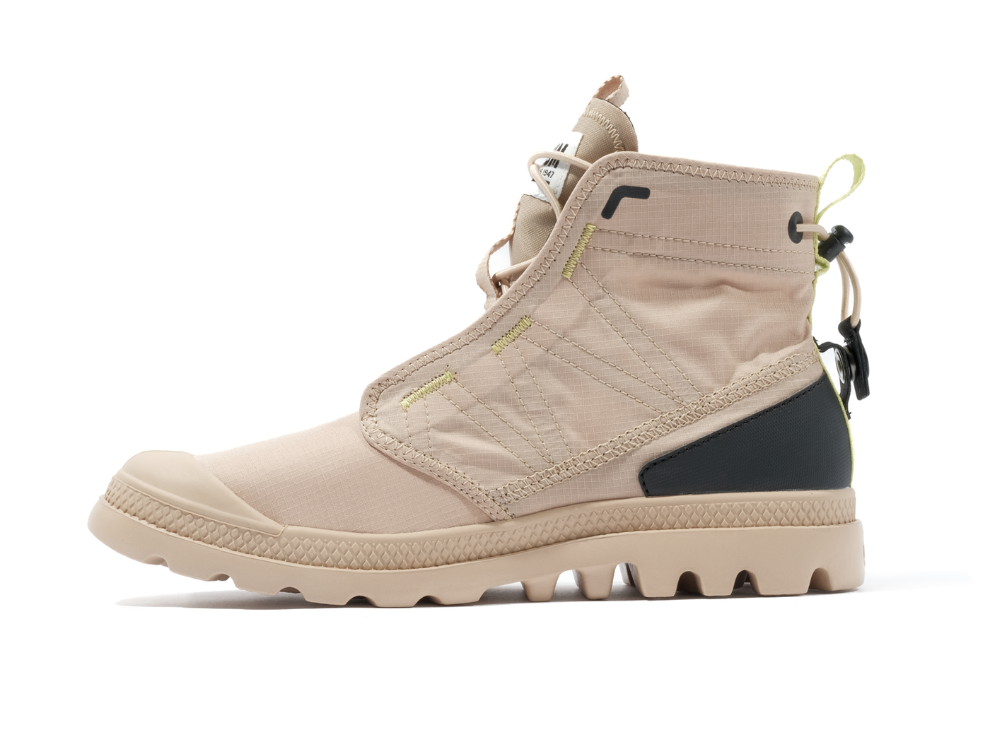  Palladium PAMPA TRAVEL LITE RS - Mens 7 - Bonton