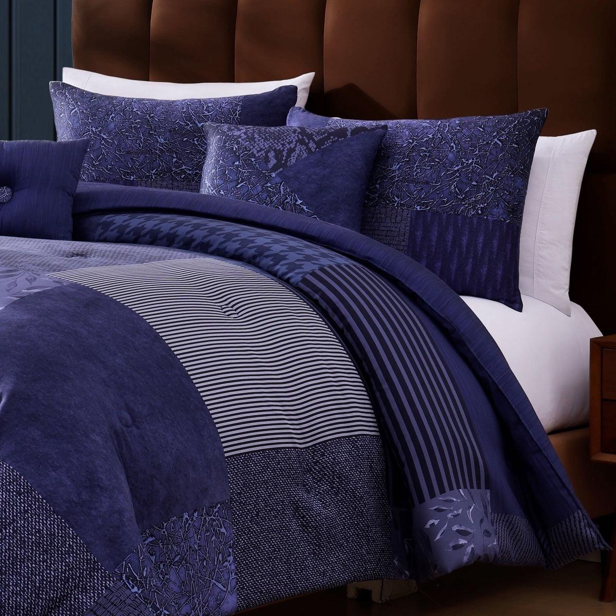  Bebejan Bebejan Blue Denim Patchwork 5 Piece Reversible Comforter Set - QUEEN - Bonton