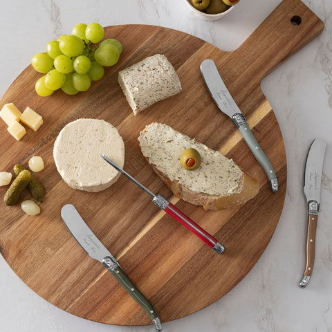 French Home 8-Piece Laguiole Spreader Set - Holly Berry