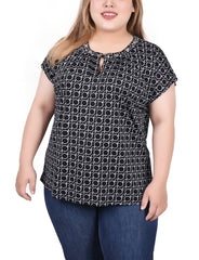 Plus Size Extended Sleeve Top With Grommets