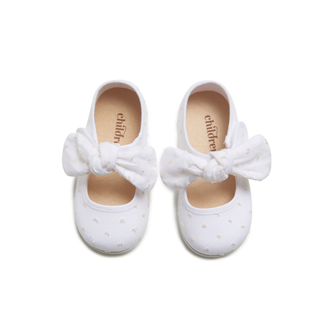 Laura White by childrenchic