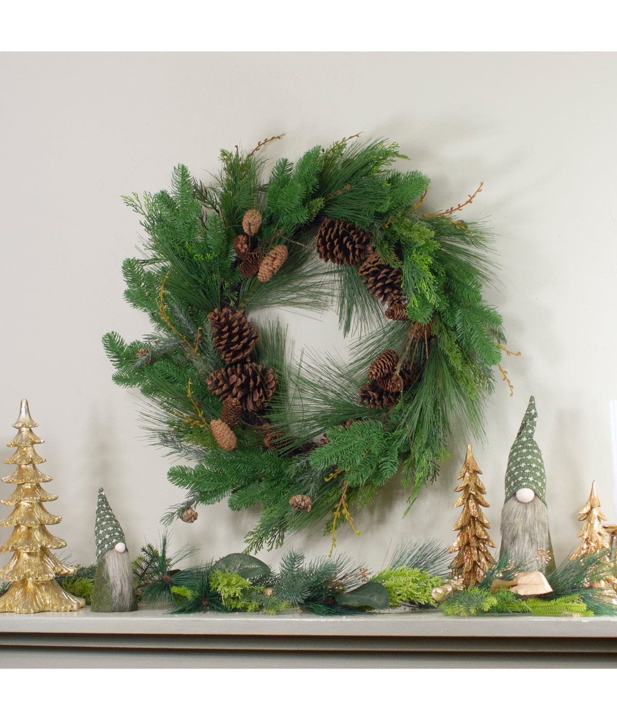  Pine Cone and Cedar Artificial Christmas Wreath, 32