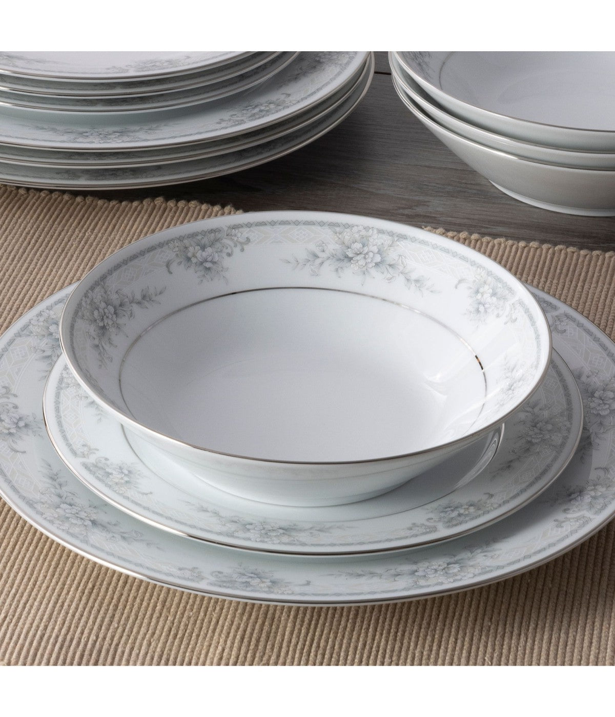  Noritake Sweet Leilani Set of 4 Soup Bowls - Gray - Bonton