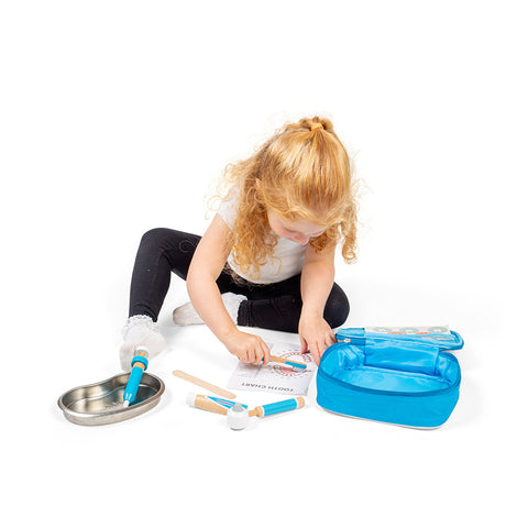 Dentist Set by Bigjigs Toys US