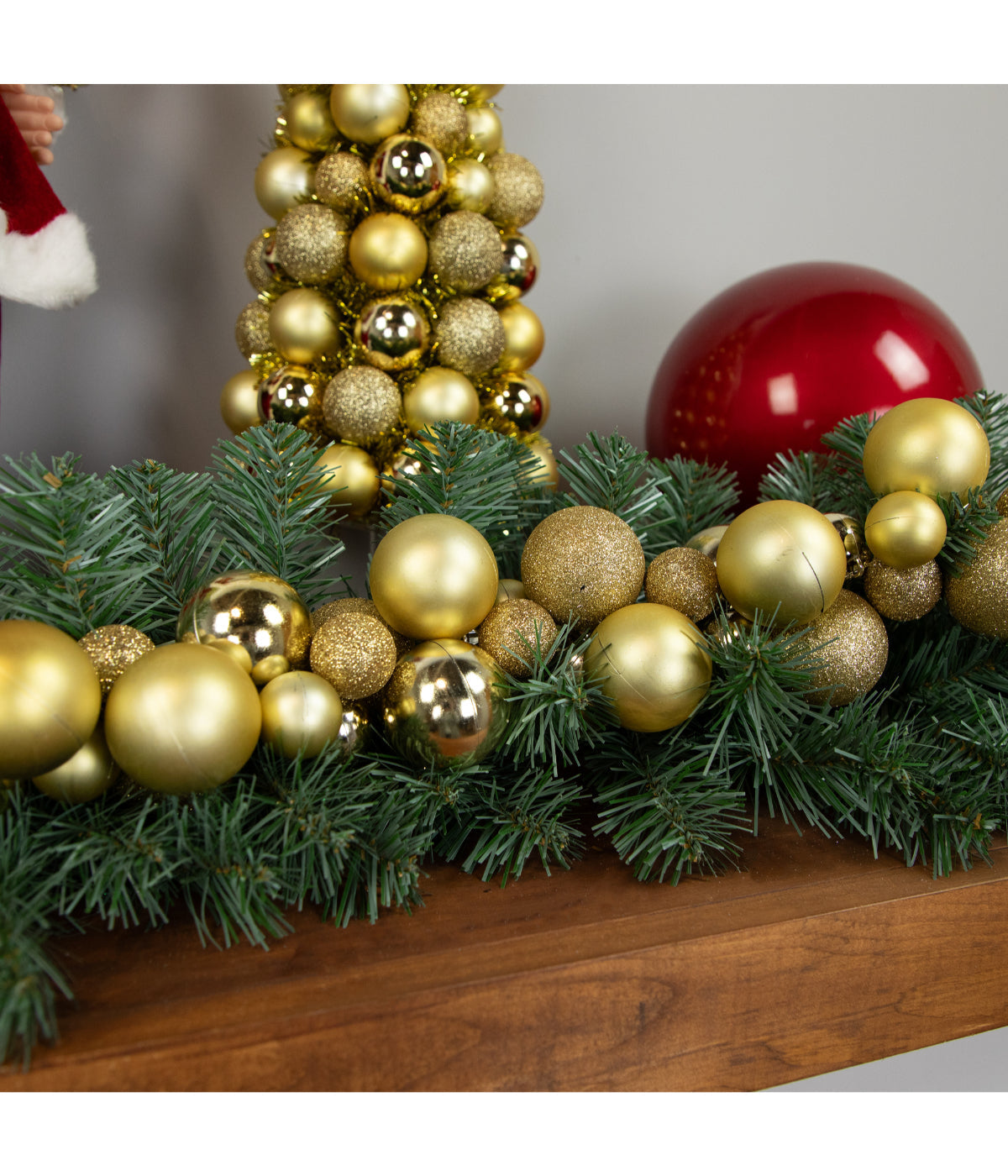  Shatterproof Ball Vegas Gold 3-Finish Christmas Garland, 6' - Gold - Bonton