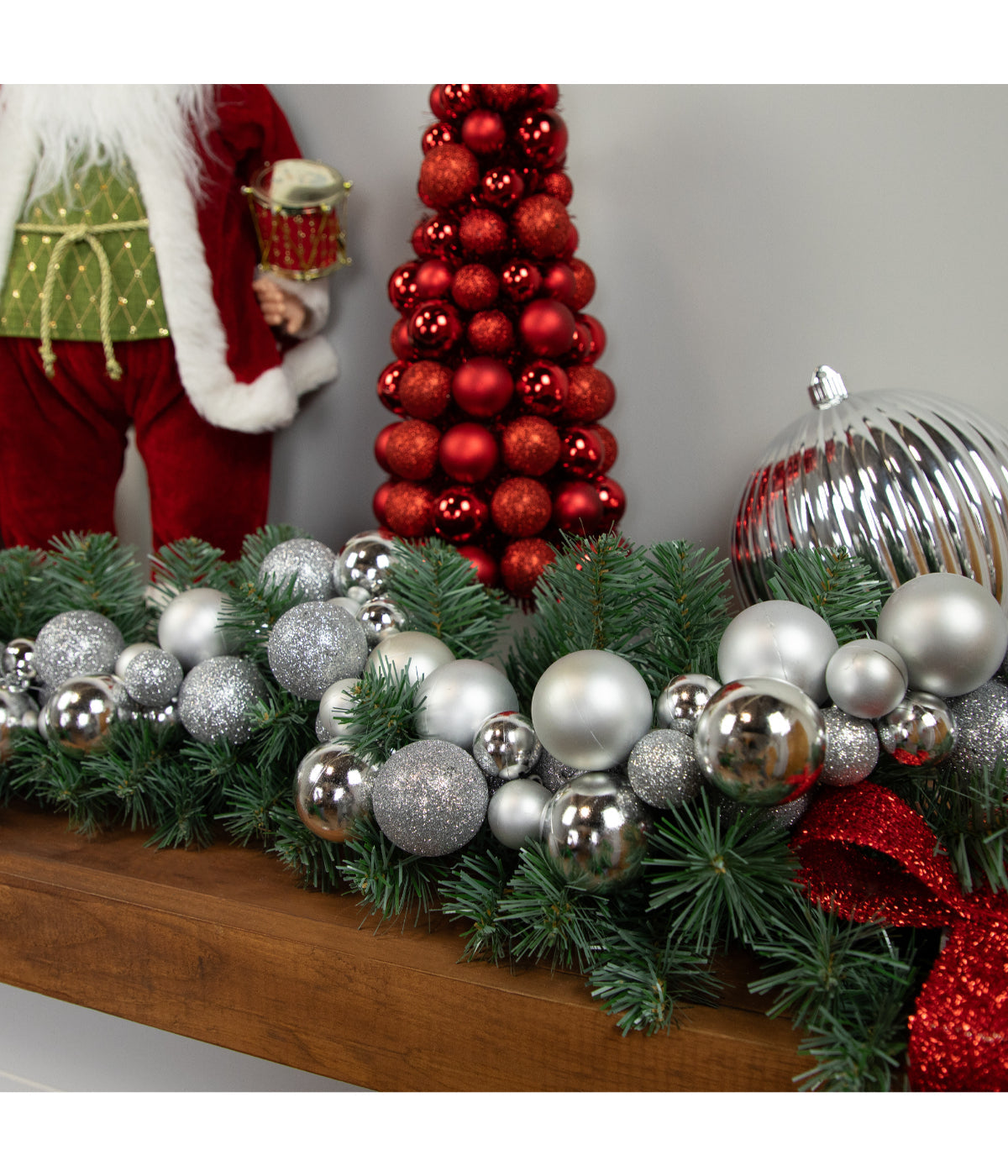  Silver Shatterproof Ball 3-Finish Christmas Garland, 6' - Silver - Bonton