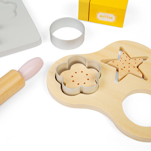 Baking Cookies by Bigjigs Toys US