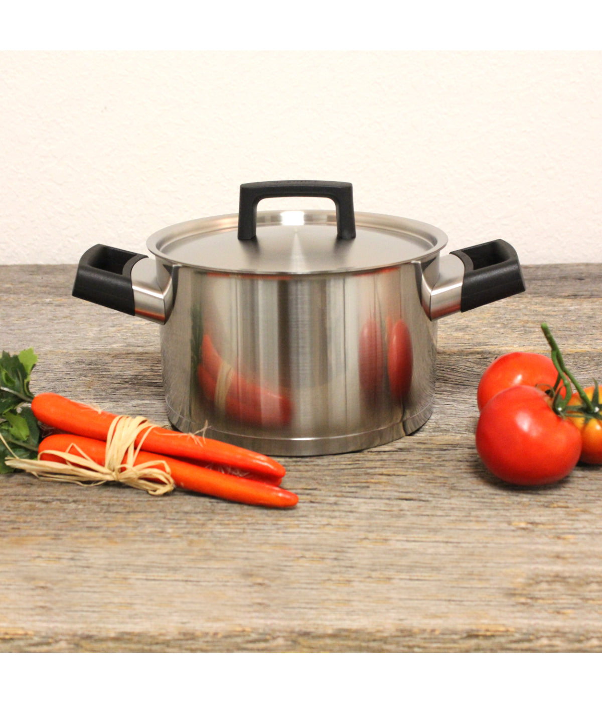  BergHOFF Ron 18/10 Stainless Steel Covered Casserole - Silver, Black Handle - Bonton