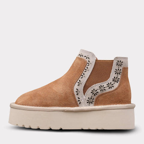 Antoinette Youth Pull-on Platform Boot